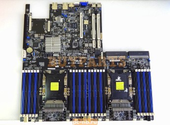 Серверная материнская плата Asus Z11PP-D24 90SB05N0-M0XBN1